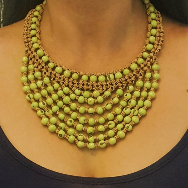 Collier tribal vert citron