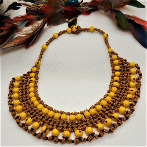 Collier tribal jaune – Image 2
