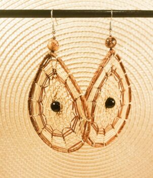 Boucles d'oreilles en fibres naturelle