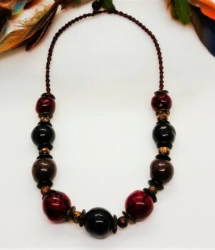 collier rouge
