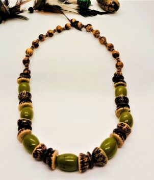 Collier olive