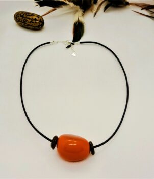 Collier orange