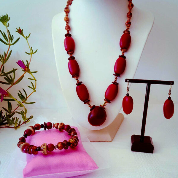 Ensemble de bijoux pois sabre