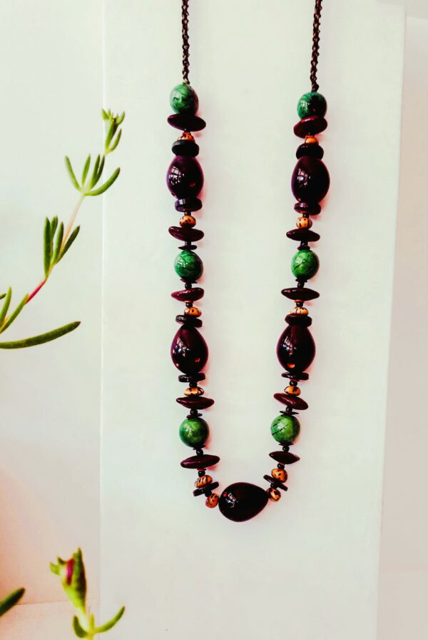 Collier long vert