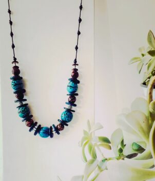 Collier long