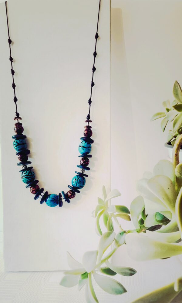 Collier long