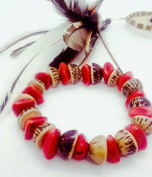 Bracelet rouge naturel