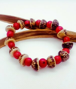 Bracelet rouge naturel